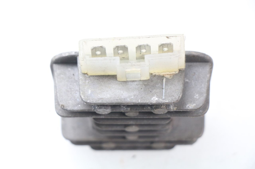 photo de REGULATEUR CHARGE REVATTO CITYONE 50 (2006 - 2008)