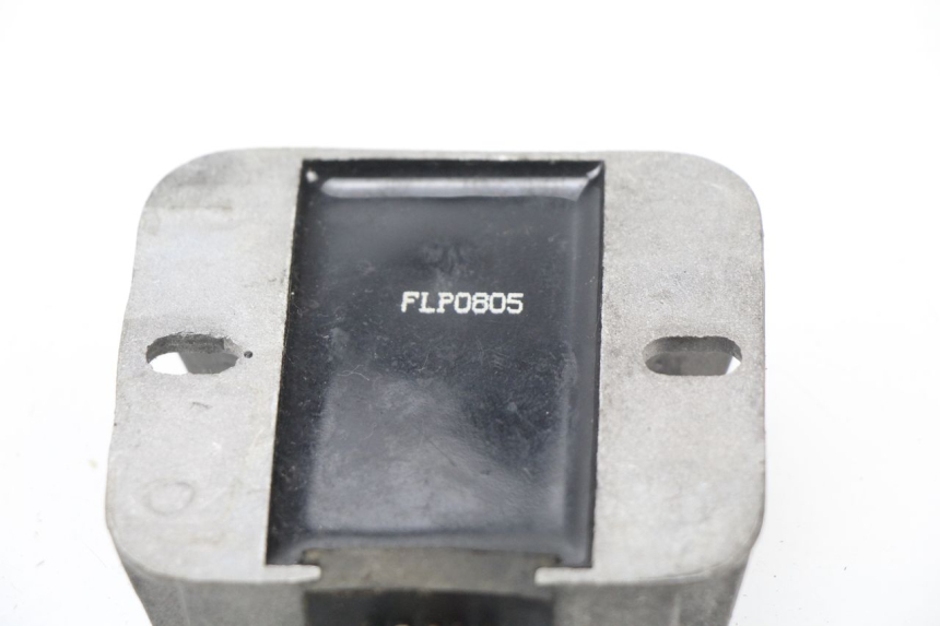 photo de REGULATEUR CHARGE REVATTO URBA GT 125 (2007 - 2017)