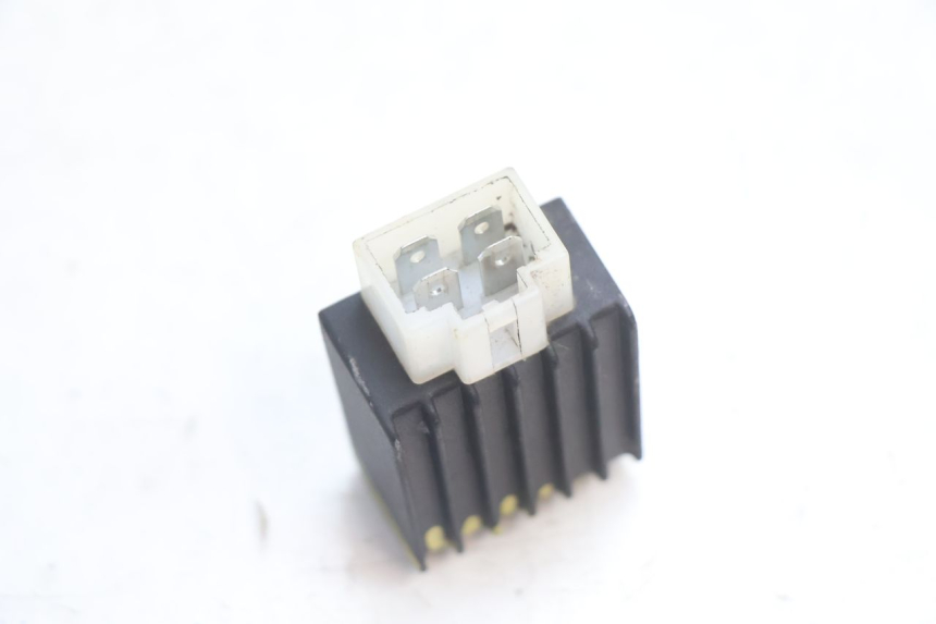 photo de REGULATEUR CHARGE TNT MOTOR ROMA 12' 2T 50 (2007 - 2018) - Zoom état d’usage