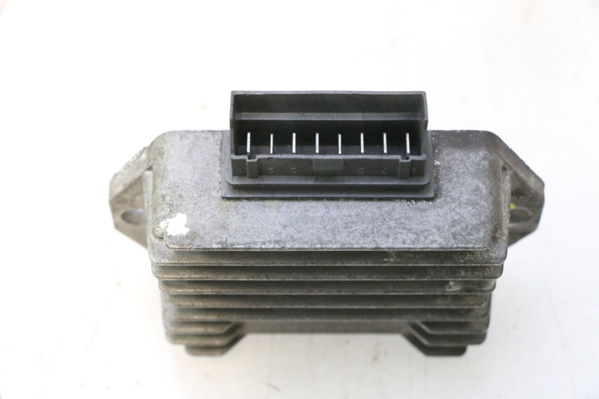photo de REGULATEUR CHARGE GILERA RUNNER SP 50 (2002 - 2004) - Vue d’ensemble