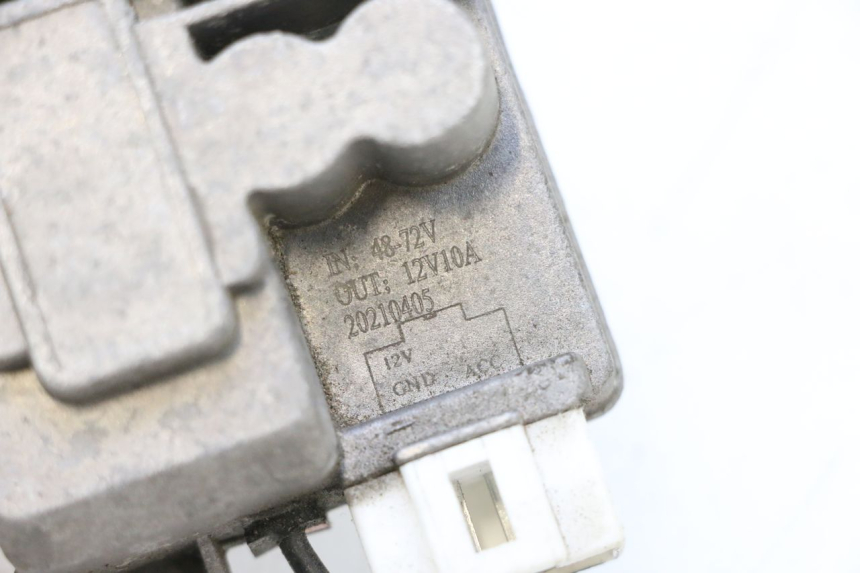 photo de REGULATEUR CHARGE BAIKU SAKURA 1 (2021 - 2025) - Détail de la pièce