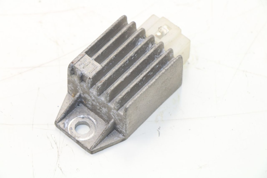 photo de REGULATEUR CHARGE SAMPO LY50QT-21 50 (2009 - 2014)