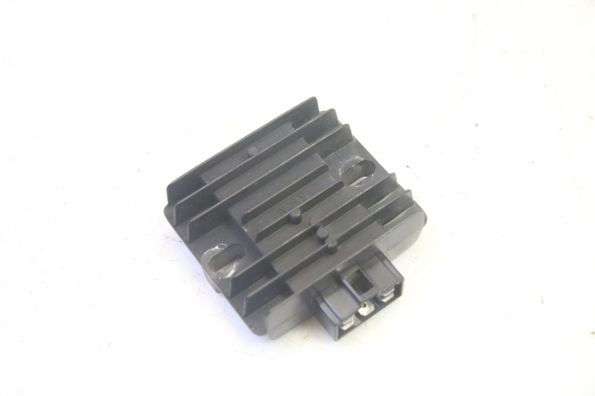 photo de REGULATEUR CHARGE JM MOTORS SANTANA EVO 50 (2024 - 2026) - Vue principale