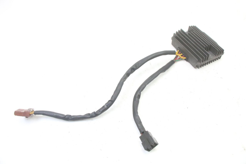 photo de REGULATEUR CHARGE PEUGEOT SATELIS COMPRESSOR K15 125 (2006 - 2009)