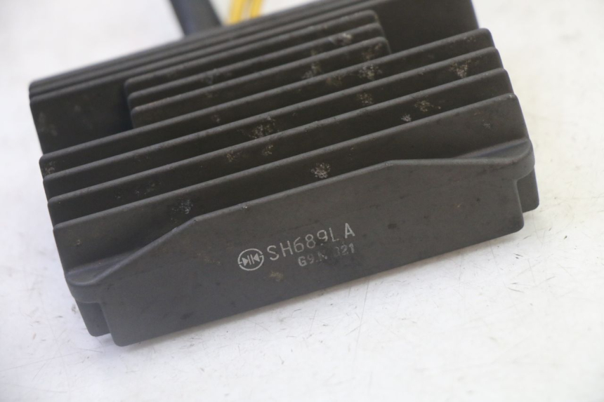 photo de REGULATEUR CHARGE PEUGEOT SATELIS 125 (2006 - 2009)