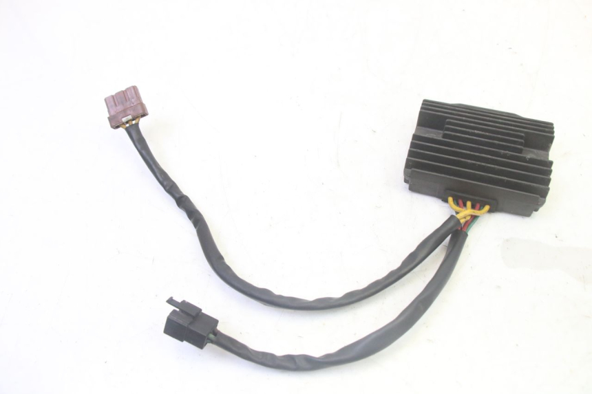 photo de REGULATEUR CHARGE PEUGEOT SATELIS 125 (2013 - 2018)