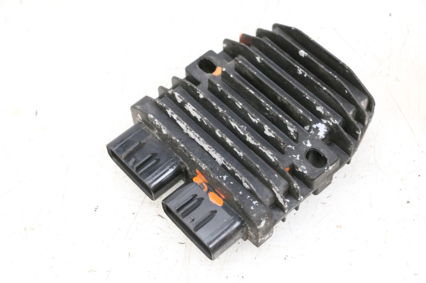 photo de REGULATEUR CHARGE PEUGEOT SATELIS 125 (2013 - 2018) - Vue principale