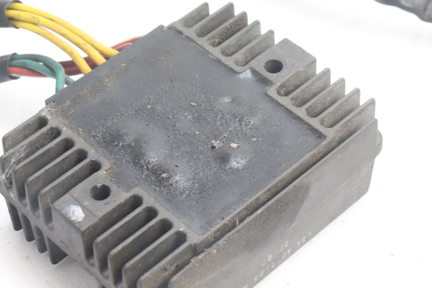 photo de REGULATEUR CHARGE PEUGEOT SATELIS 125 (2006 - 2009) - Vue d’ensemble