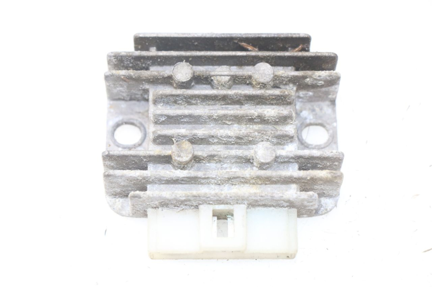 photo de REGULATEUR CHARGE JM MOTORS SC 4T 50 (2012 - 2017)