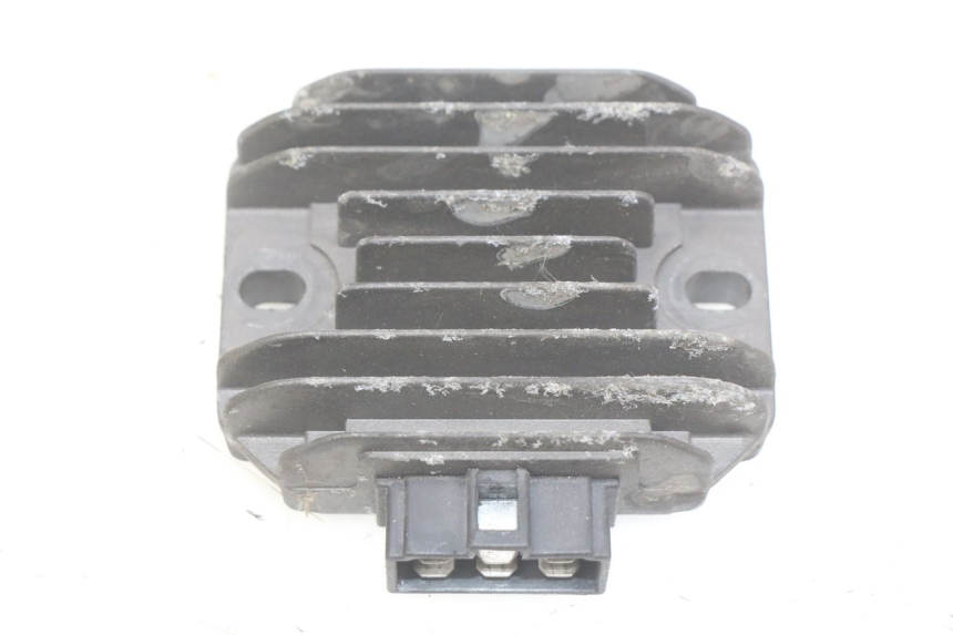 photo de RÉGULATEUR DE CHARGE APRILIA SCARABEO LIGHT 125 (2007 - 2011)