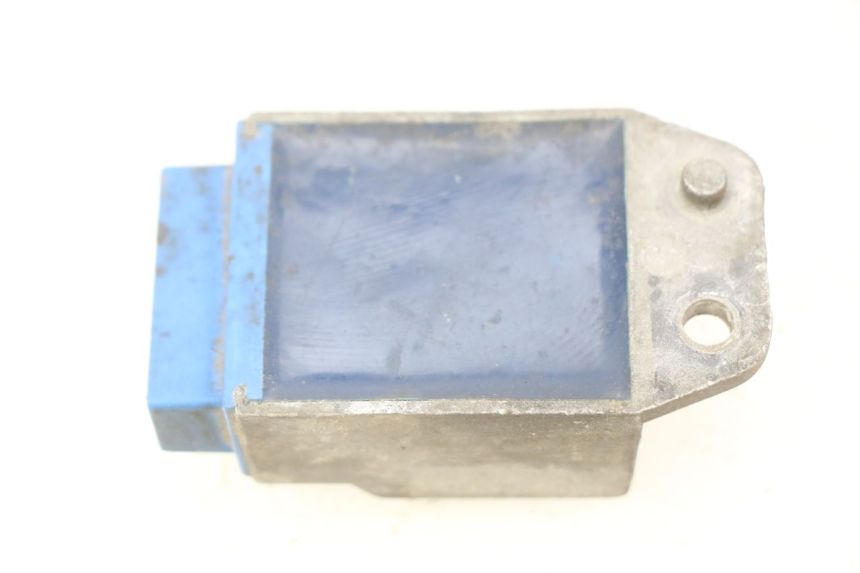 photo de REGULATEUR CHARGE DERBI SENDA 50 (2003 - 2005)