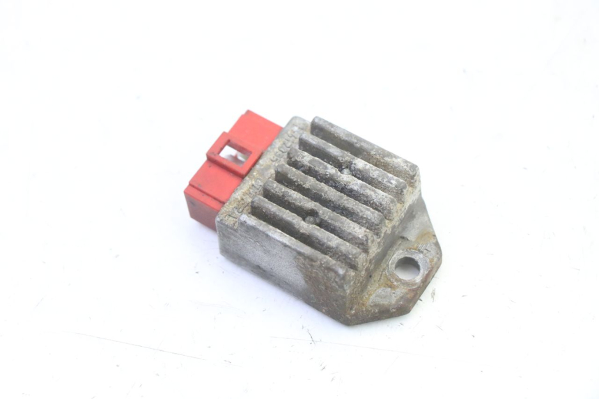 photo de REGULATEUR CHARGE GILERA SMT SUPERMOTARD 50 (2009 - 2017)
