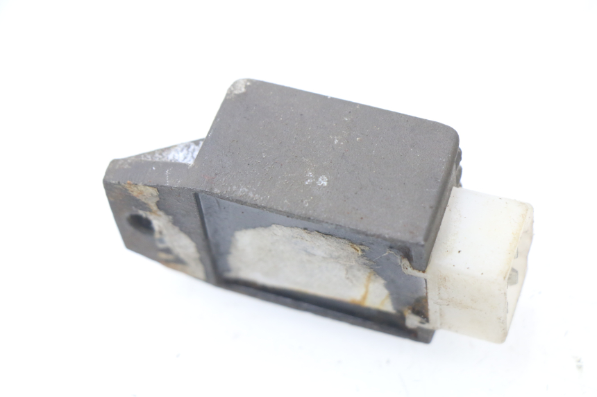 photo de REGULATEUR CHARGE PEUGEOT SPEEDFIGHT 3 AIR 50 (2009 - 2015)