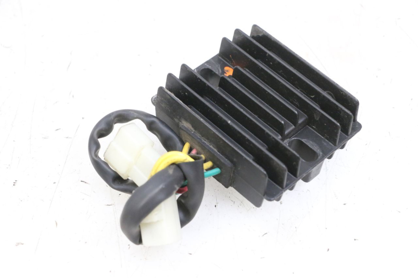 photo de REGULATEUR CHARGE PEUGEOT SPEEDFIGHT 4 4T EFI 50 (2021 - 2025) - Vue d’ensemble