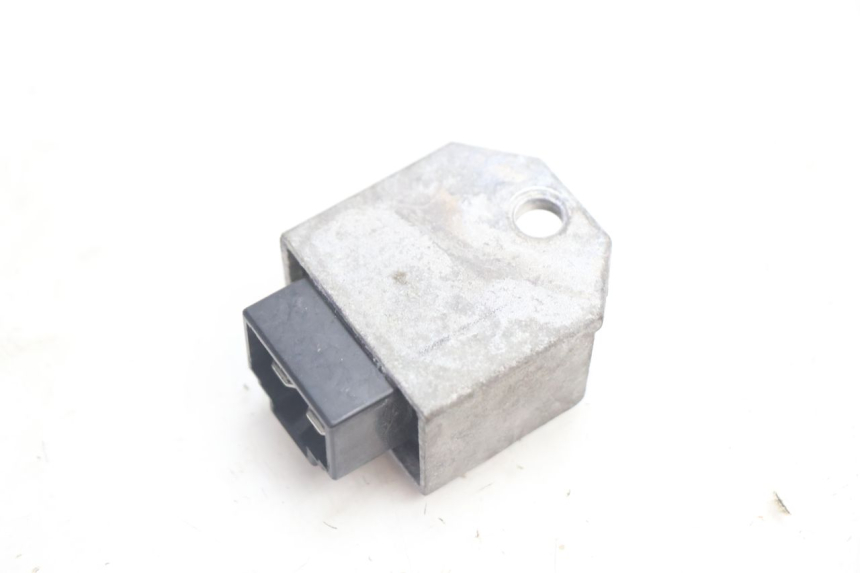 photo de REGULATEUR CHARGE PEUGEOT SPEEDFIGHT LC 50 (1996 - 2002) - Autre angle de vue