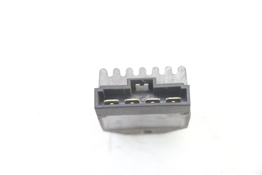 photo de REGULATEUR CHARGE APRILIA SR 2T 50 (2018 - 2022)