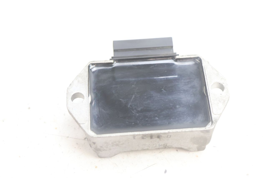 photo de REGULATEUR CHARGE APRILIA SR 2T 50 (2012 - 2017) - Autre angle de vue