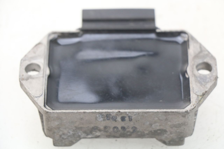photo de REGULATEUR CHARGE GILERA STALKER 50 (2004 - 2014)