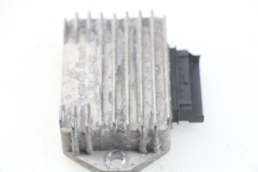 photo de REGULATEUR CHARGE GILERA STALKER 50 (2004 - 2014)