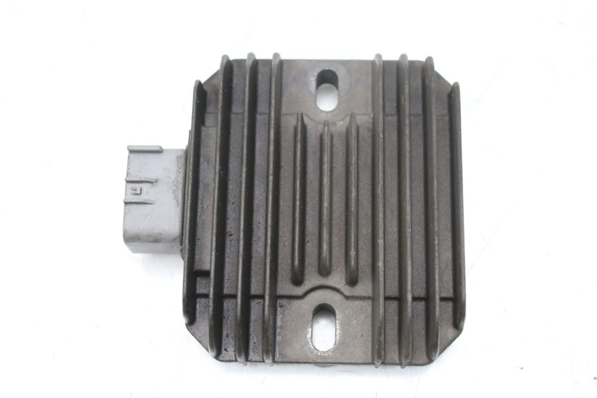 photo de RÉGULATEUR DE CHARGE SUZUKI AN BURGMAN 400 (2006 - 2010)