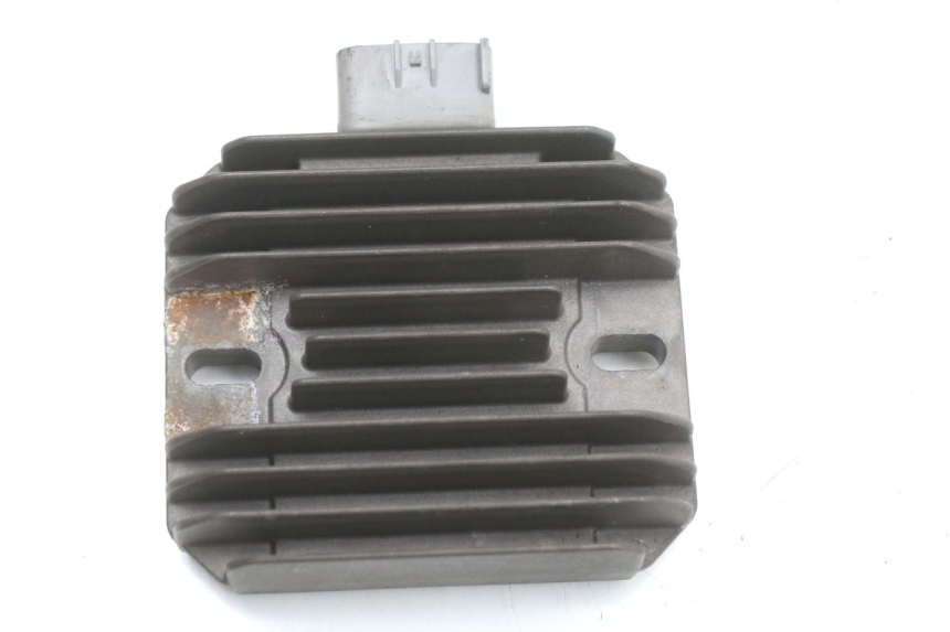 photo de REGULATEUR CHARGE SUZUKI BURGMAN 125 (2007 - 2014)