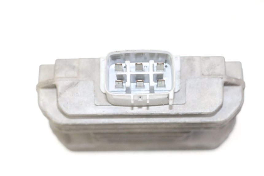 photo de REGULATEUR CHARGE SUZUKI BURGMAN 125 (2007 - 2014)