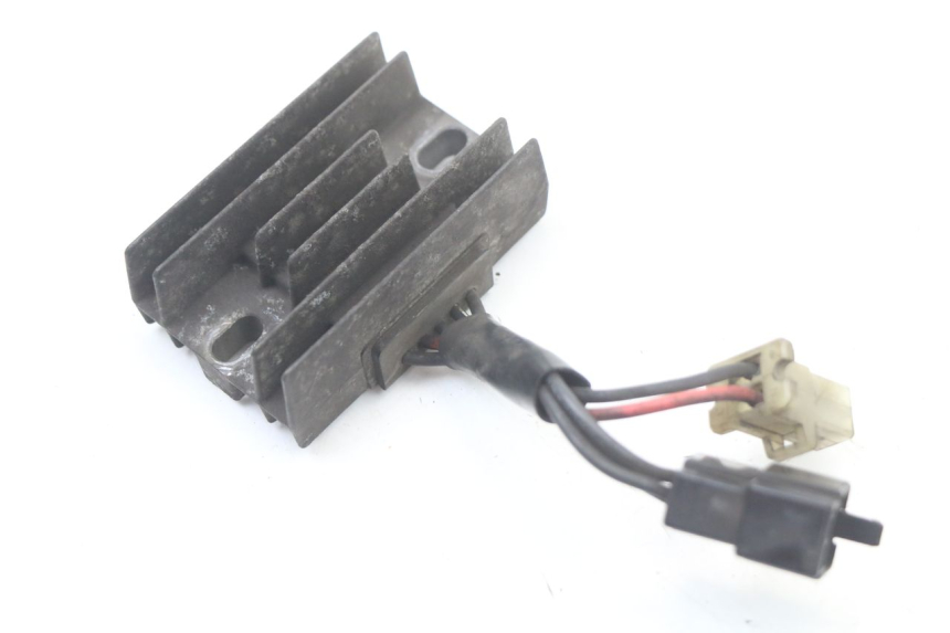 photo de REGULATEUR CHARGE SUZUKI GZ MARAUDER 125 (1998 - 2004)