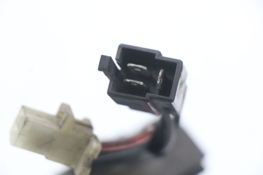 photo de REGULATEUR CHARGE SUZUKI GZ MARAUDER 125 (1998 - 2004)