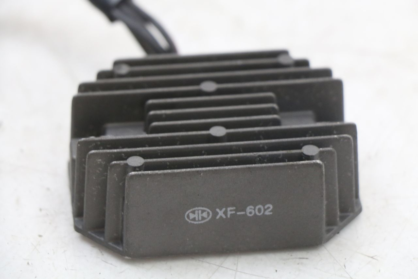 photo de REGULATEUR CHARGE SUZUKI SV S 650 (1999 - 2002)