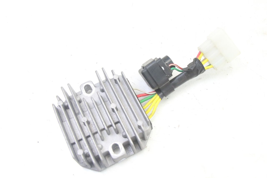 photo de REGULATEUR CHARGE APRILIA SXR 50 (2021 - 2023)