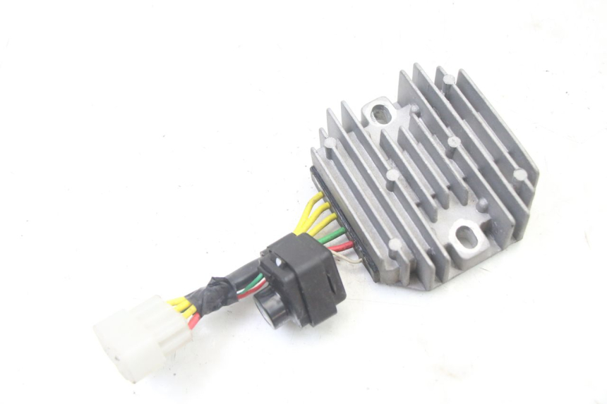 photo de REGULATEUR CHARGE APRILIA SXR 50 (2021 - 2023)