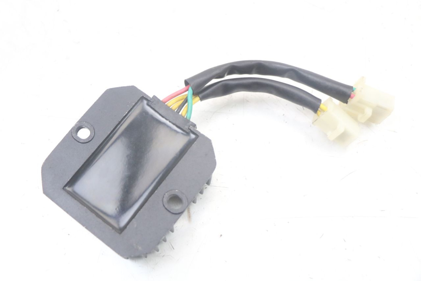 photo de REGULATEUR CHARGE SYM FIDDLE 3 III 125 (2014 - 2020)