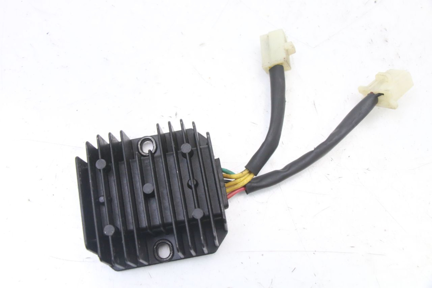 photo de REGULATEUR CHARGE SYM FIDDLE 3 III 125 (2014 - 2020)