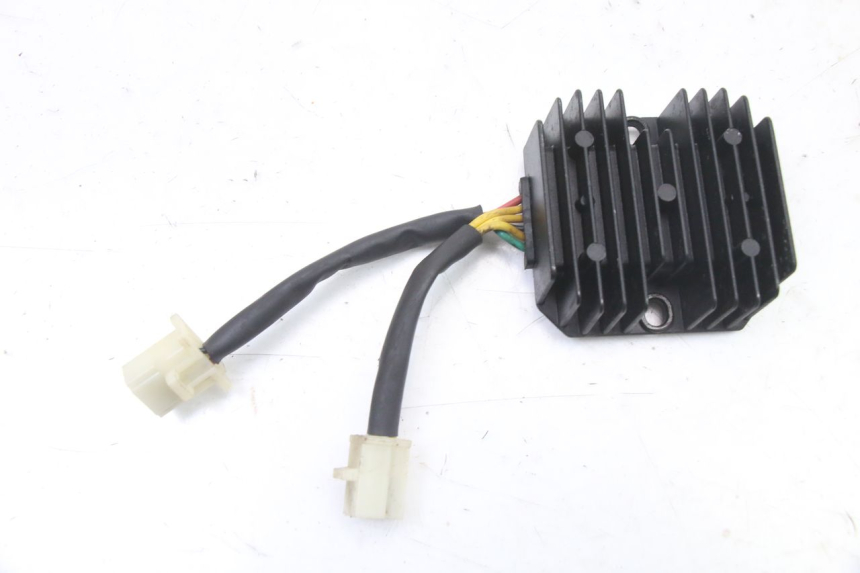 photo de REGULATEUR CHARGE SYM FIDDLE 3 III 125 (2014 - 2020)