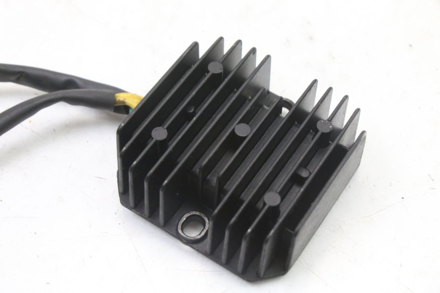 photo de REGULATEUR CHARGE SYM FIDDLE 3 III 125 (2014 - 2020)