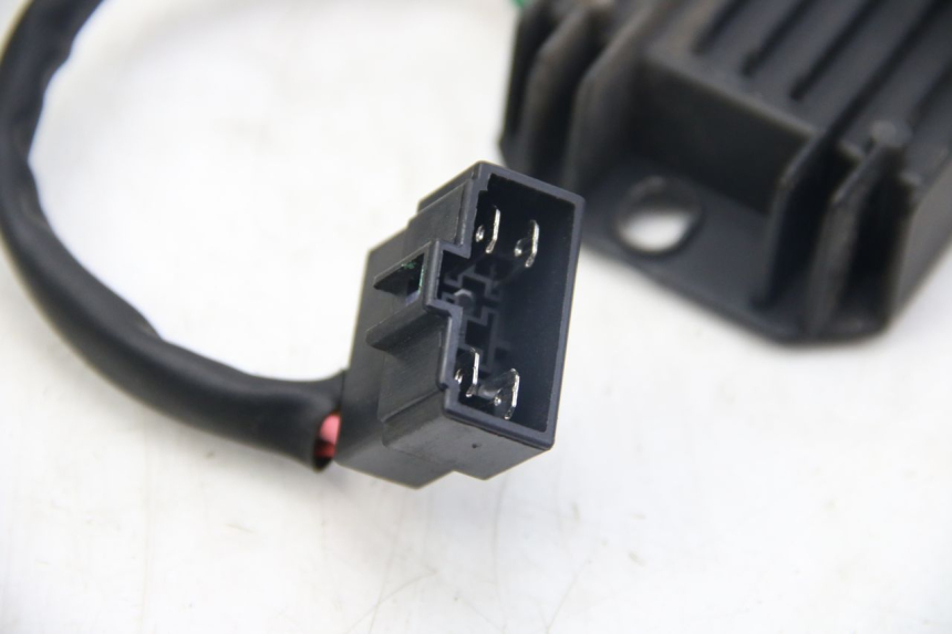 photo de RÉGULATEUR DE CHARGE SYM JET 4 4T 50 (2018 - 2021)