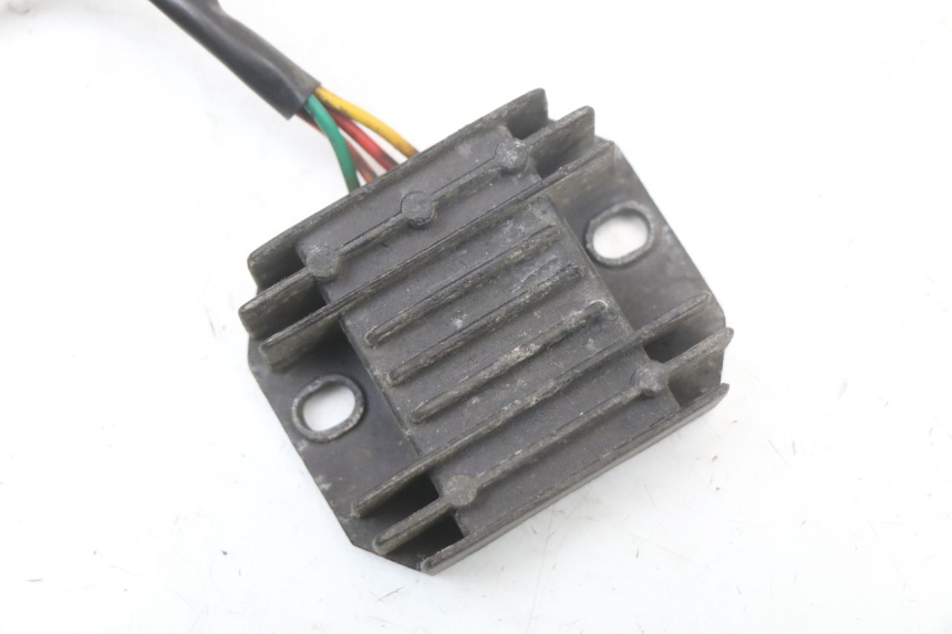 photo de REGULATEUR CHARGE SYM XS 125 (2007 - 2016)