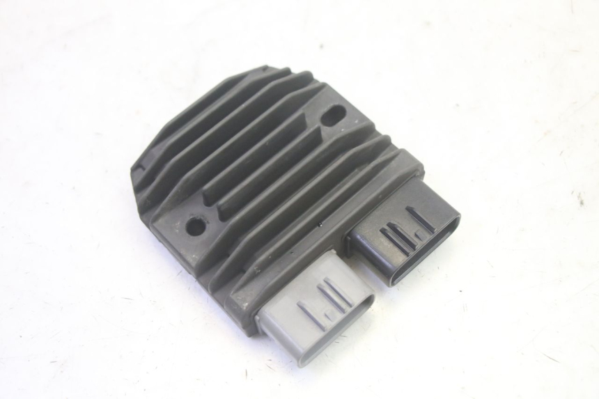 photo de REGULATEUR CHARGE YAMAHA TDM ABS 900 (2002 - 2014) - Pièce contrôlée