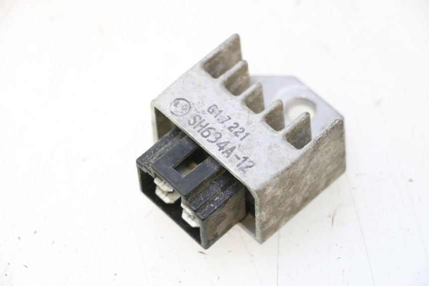 photo de REGULATEUR CHARGE PEUGEOT TKR TREKKER FURIOUS 50 (2005 - 2014) - Vue principale