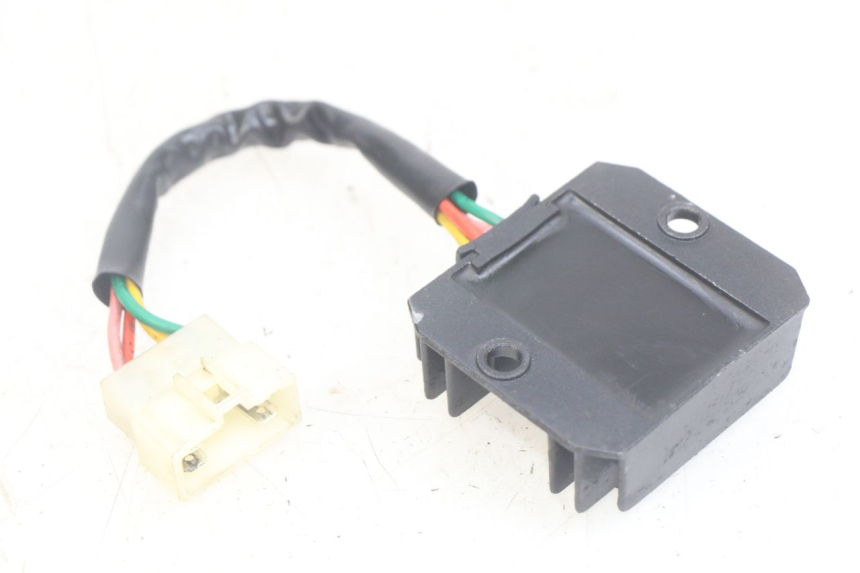 photo de REGULATEUR CHARGE PEUGEOT TWEET 4T 50 (2018 - 2020)