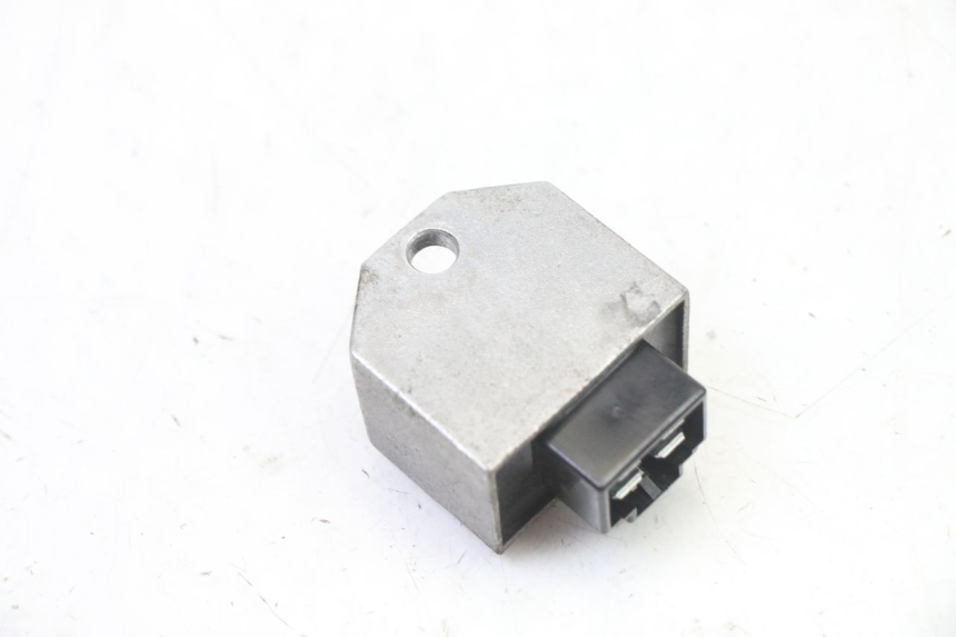 photo de REGULATEUR CHARGE PEUGEOT TWEET 4T 50 (2014 - 2019)