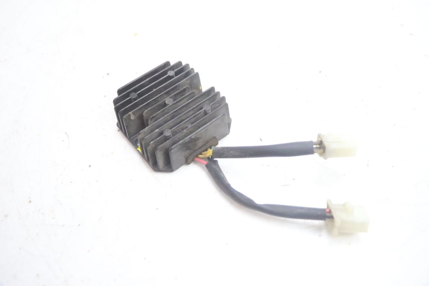 photo de REGULATEUR CHARGE PEUGEOT TWEET 4T 50 (2018 - 2022) - Détail de la pièce