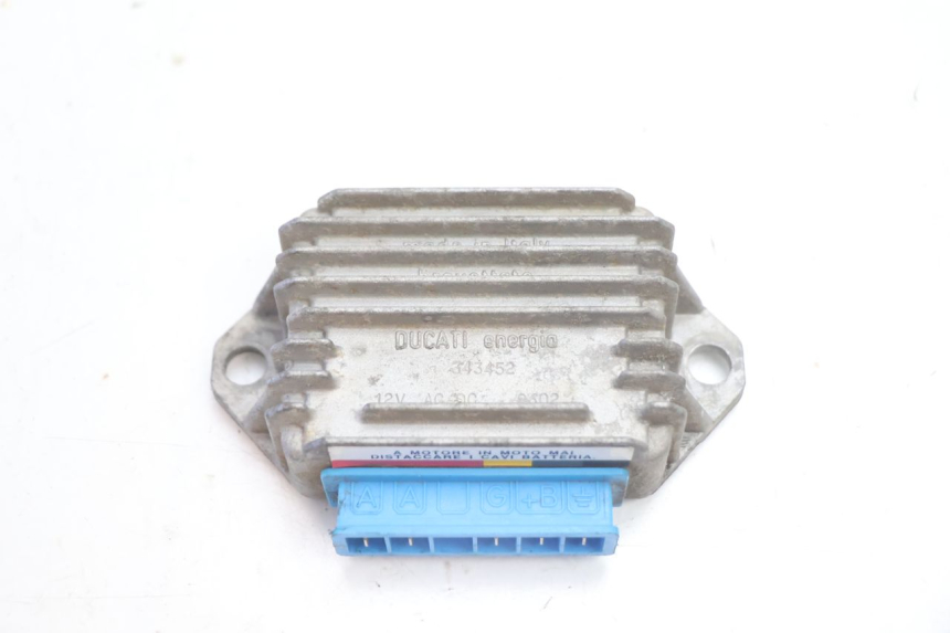 photo de REGULATEUR CHARGE PIAGGIO TYPHOON 50 (1993 - 1999) - Vue principale
