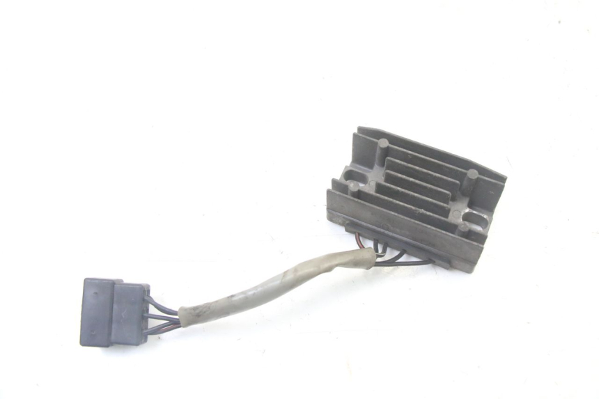 photo de REGULATEUR CHARGE SUZUKI UH BURGMAN 125 (2002 - 2006)