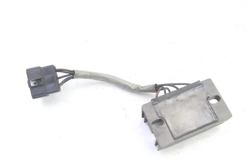 photo de REGULATEUR CHARGE SUZUKI UH BURGMAN 125 (2002 - 2006)