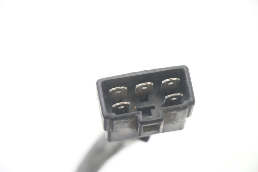 photo de REGULATEUR CHARGE SUZUKI UH BURGMAN 125 (2002 - 2006)