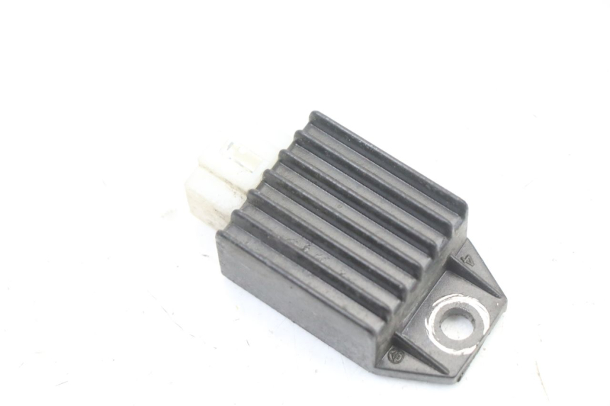 photo de RÉGULATEUR DE CHARGE UNIVERSAL BIKE ZN50QT-11B 50 (2018 - 2021)