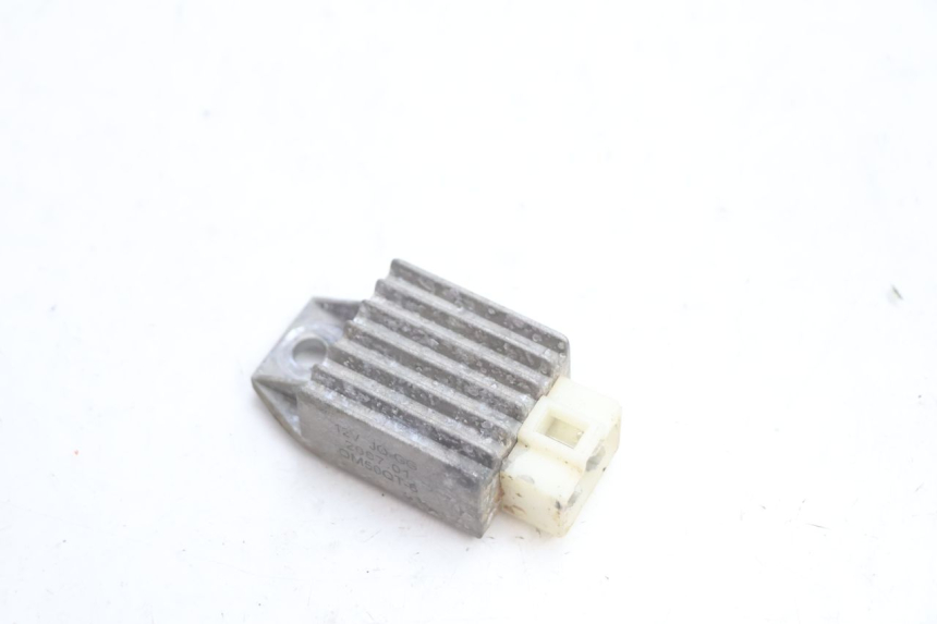 photo de RÉGULATEUR DE CHARGE PEUGEOT V-CLIC VCLIC 50 (2007 - 2013) - Détail de la pièce