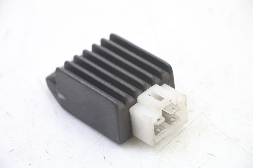 photo de REGULATEUR CHARGE PEUGEOT VIVACITY NEW 2T 50 (2008 - 2017)