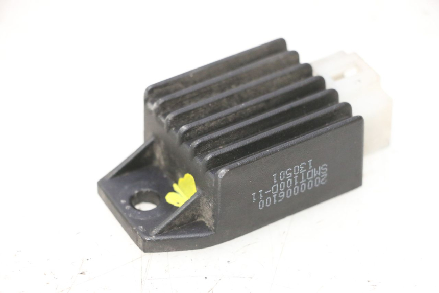 photo de REGULATEUR CHARGE PEUGEOT VIVACITY NEW 2T 50 (2008 - 2017) - Vue principale